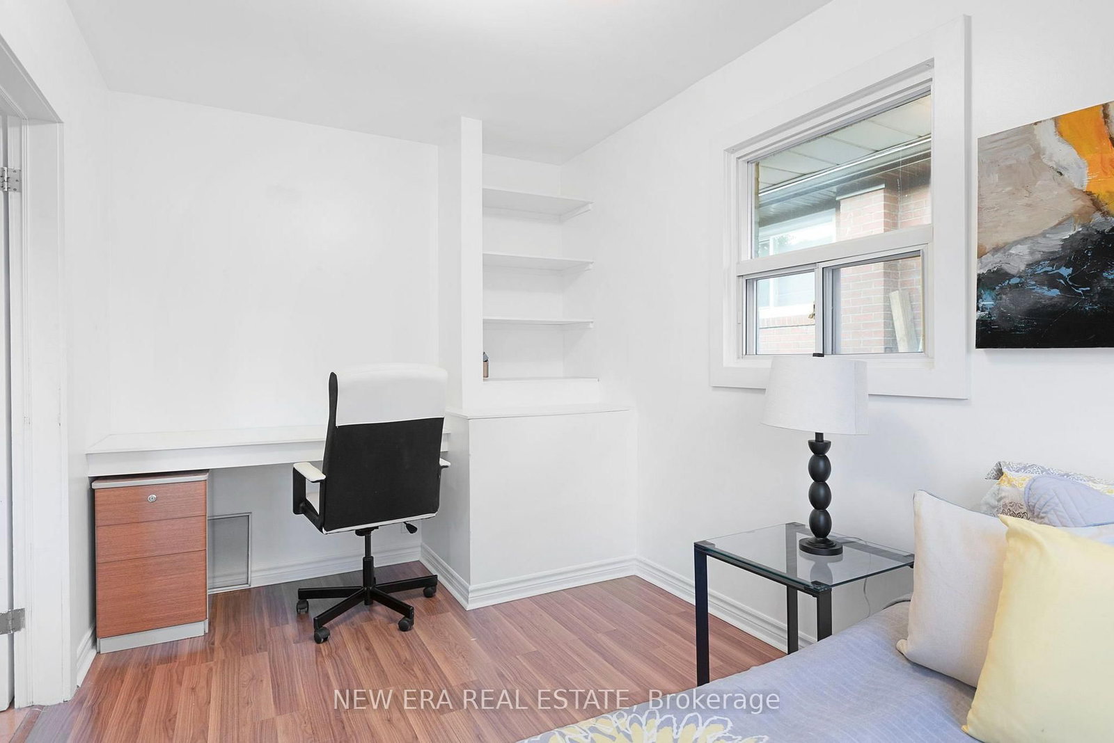 4246 Bloor Street W • Toronto, ON photo 12