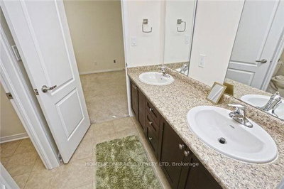 8 Arrowstone Brampton,ON L6R 3T5 — Photo 16
