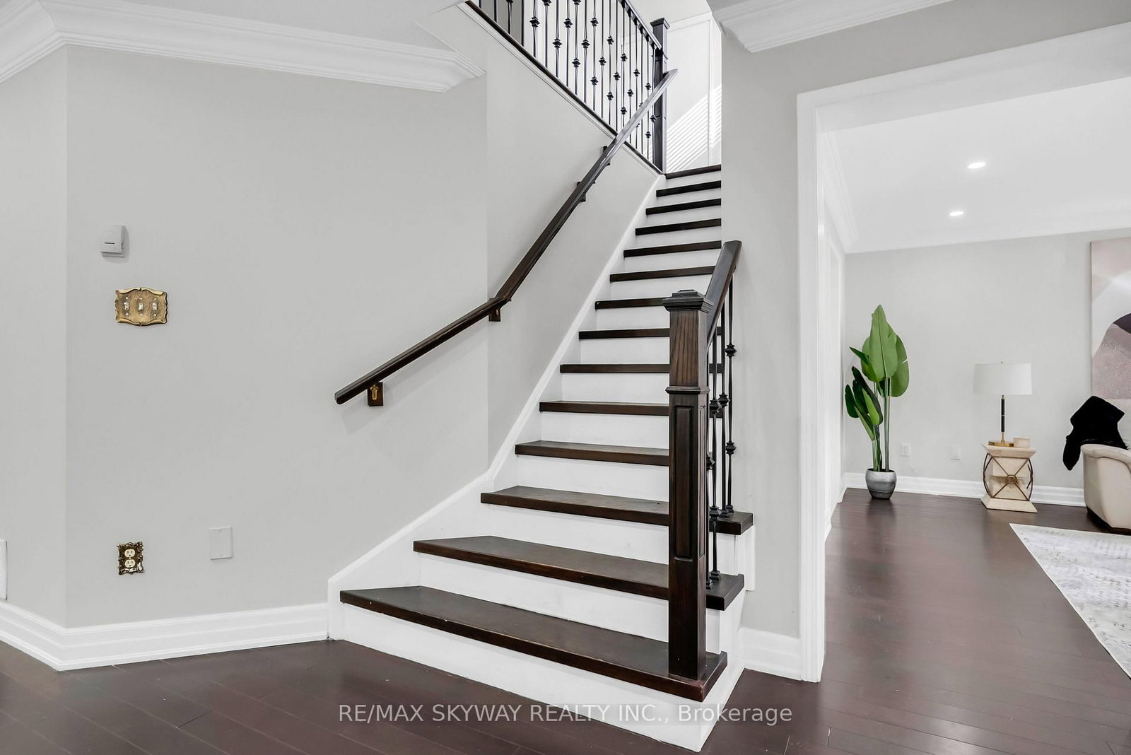6214 Miriam Way • Mississauga, ON photo 23