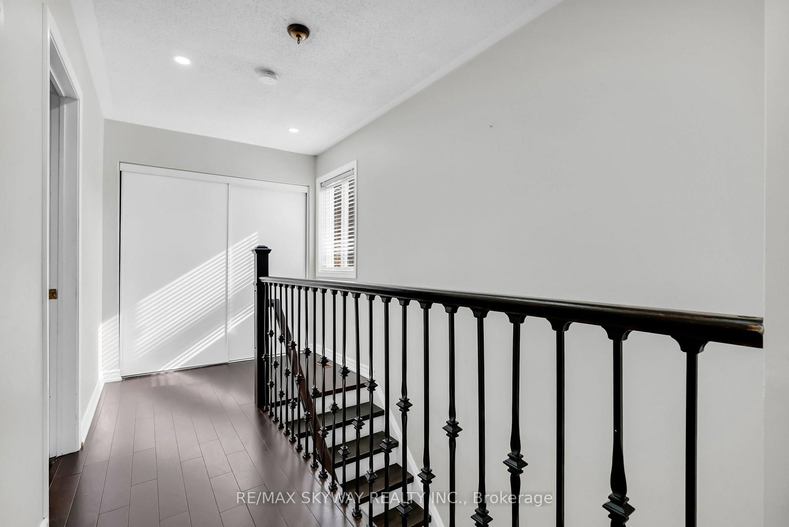 6214 Miriam Way • Mississauga, ON photo 25
