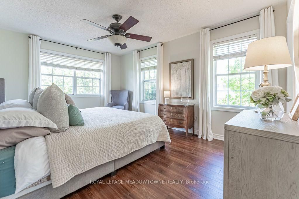 1116 Barclay Circle • Milton, ON photo 18