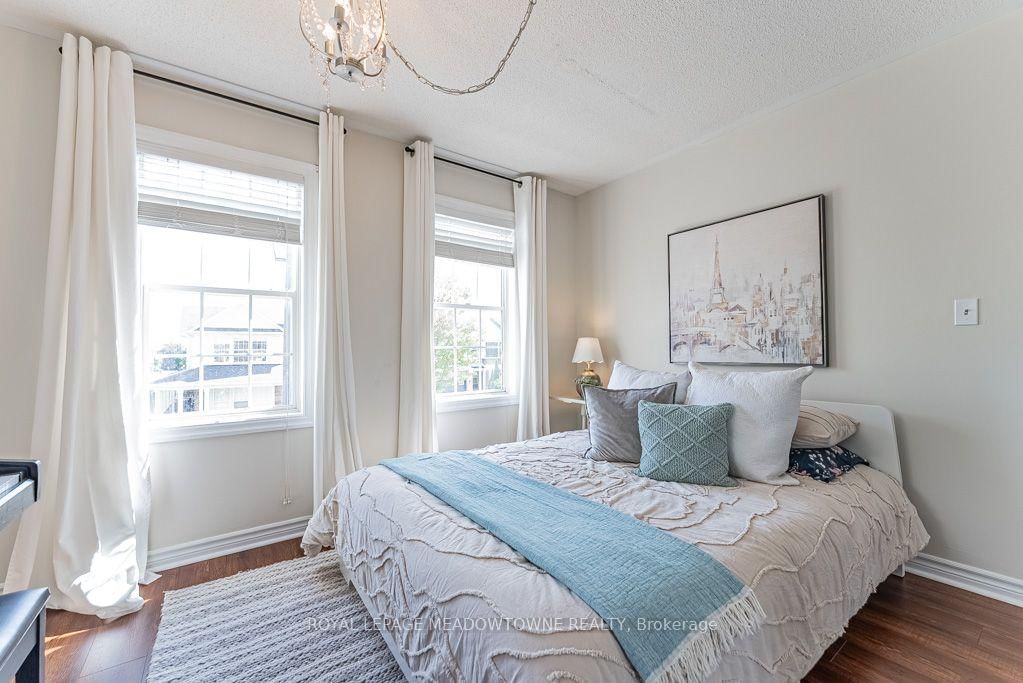 1116 Barclay Circle • Milton, ON photo 23