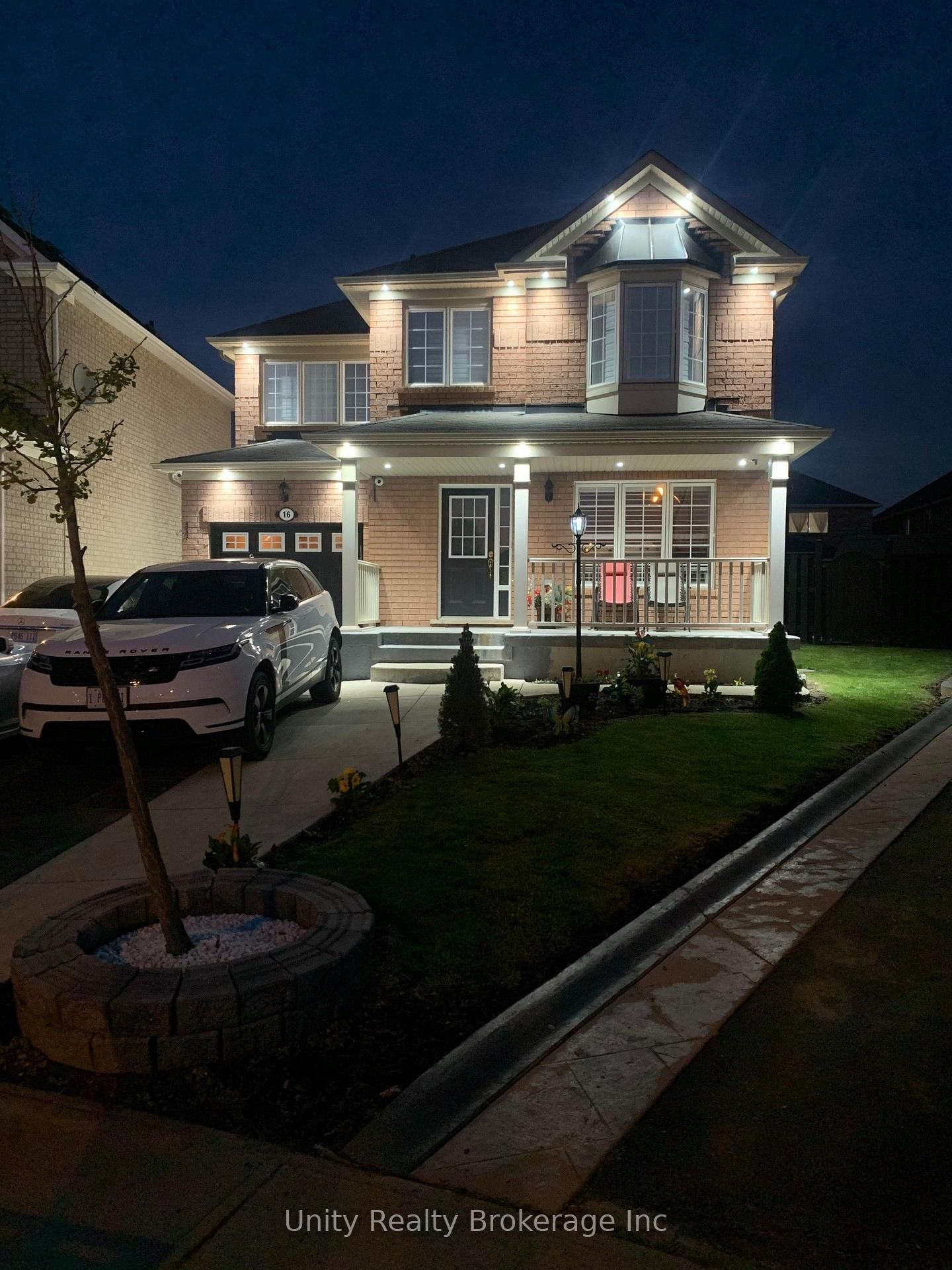16 Benmore Crescent • Brampton, ON photo 1
