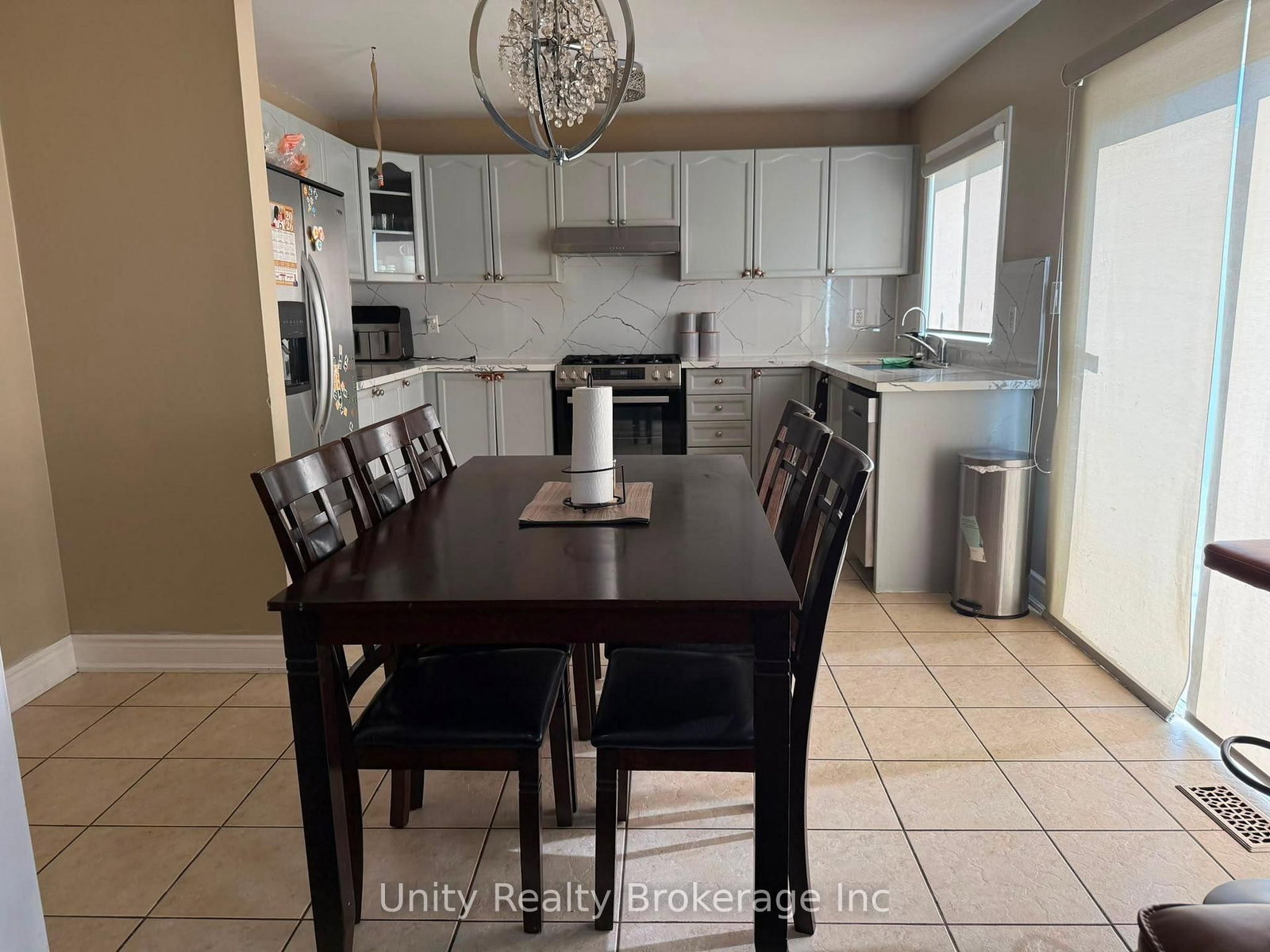 16 Benmore Crescent • Brampton, ON photo 11