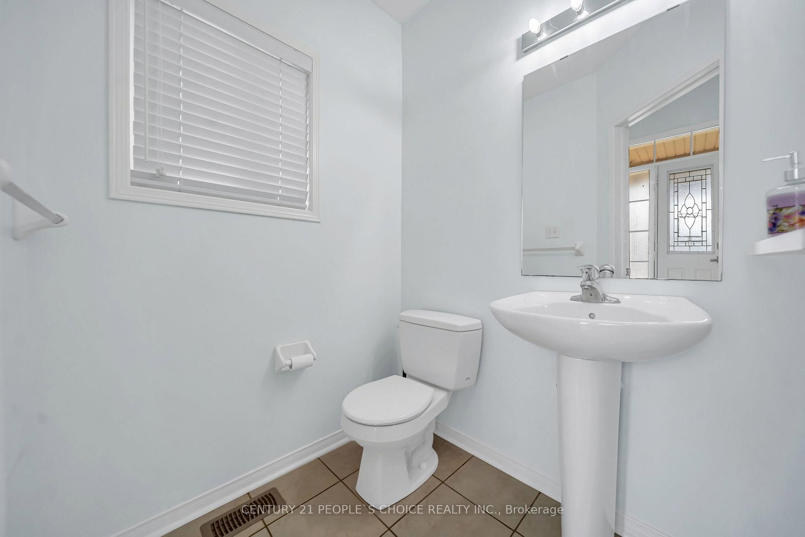 73 Crown Victoria Drive • Brampton, ON photo 8