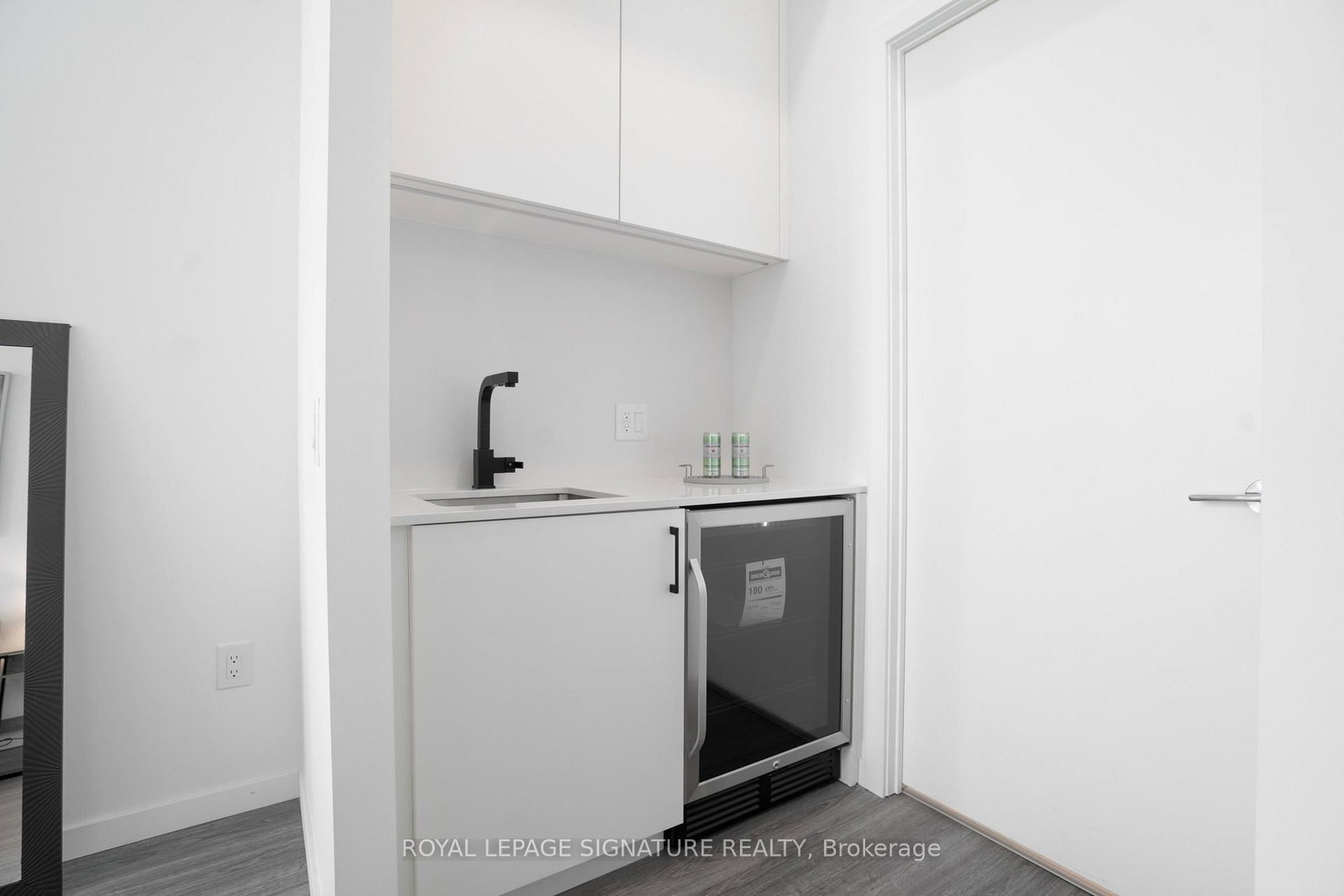 148 Wesley St, Toronto, view 17