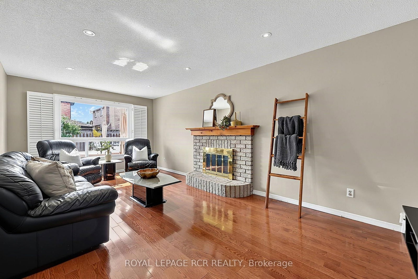 18 Mccabe Crescent • Caledon, ON photo 9