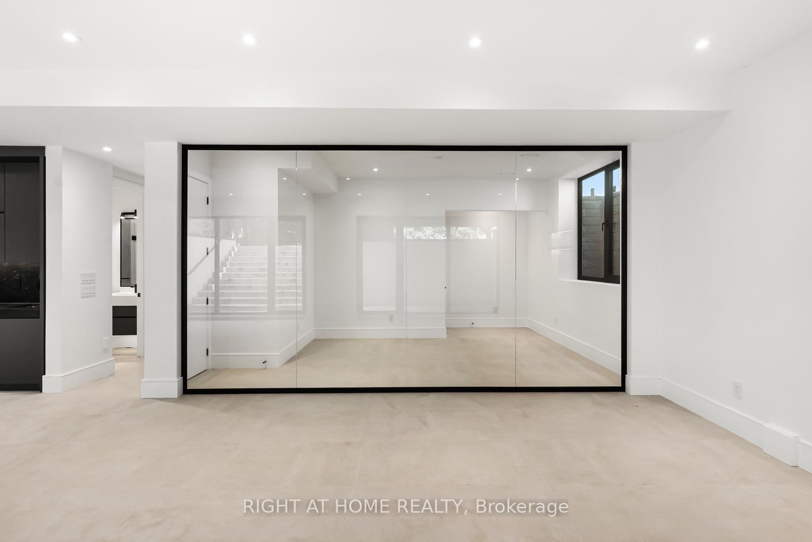 1205 Canterbury Road • Mississauga, ON photo 39