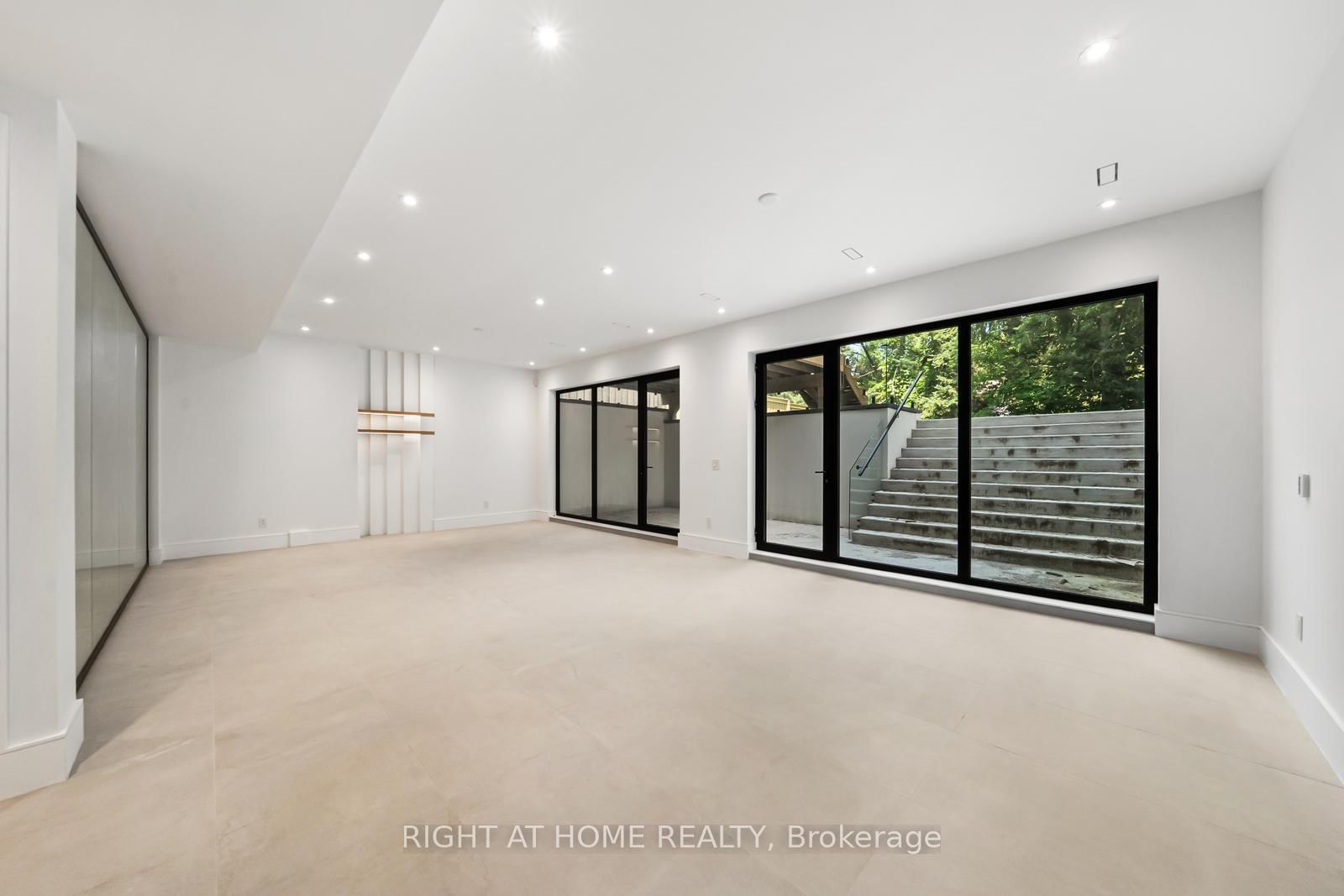 1205 Canterbury Road • Mississauga, ON photo 41