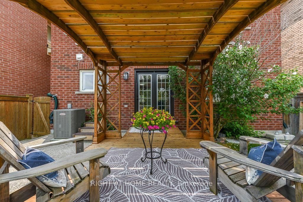 696 Caldwell Crescent • Milton, ON photo 22