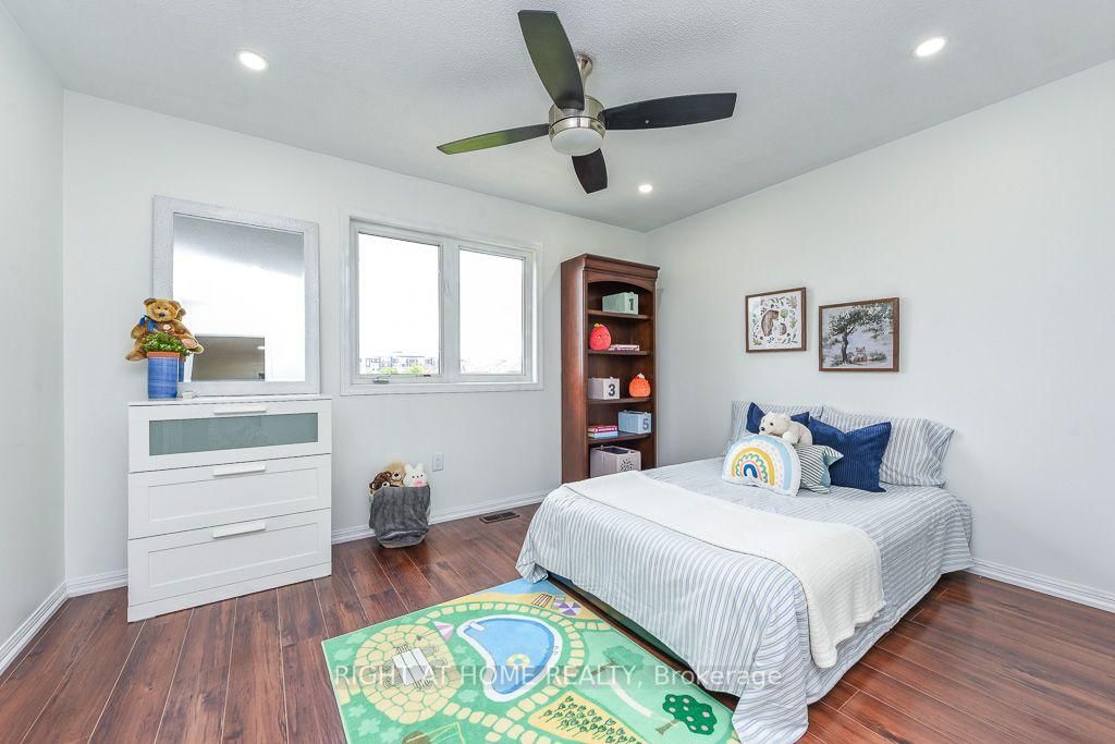 696 Caldwell Crescent • Milton, ON photo 37