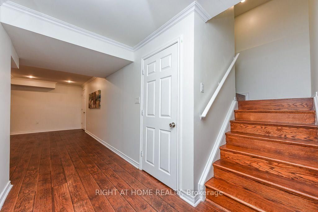 696 Caldwell Crescent • Milton, ON photo 40
