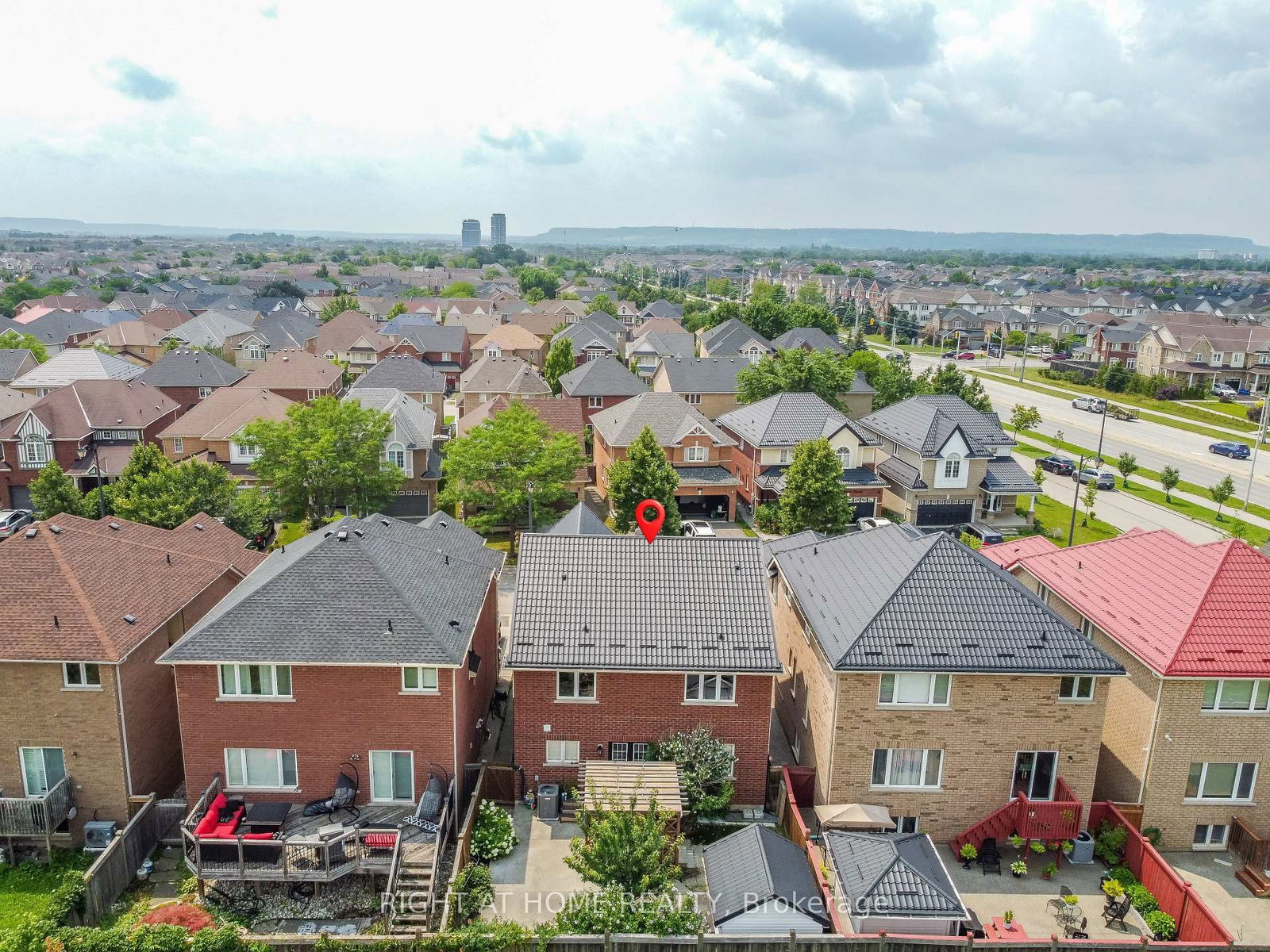 696 Caldwell Crescent • Milton, ON photo 46