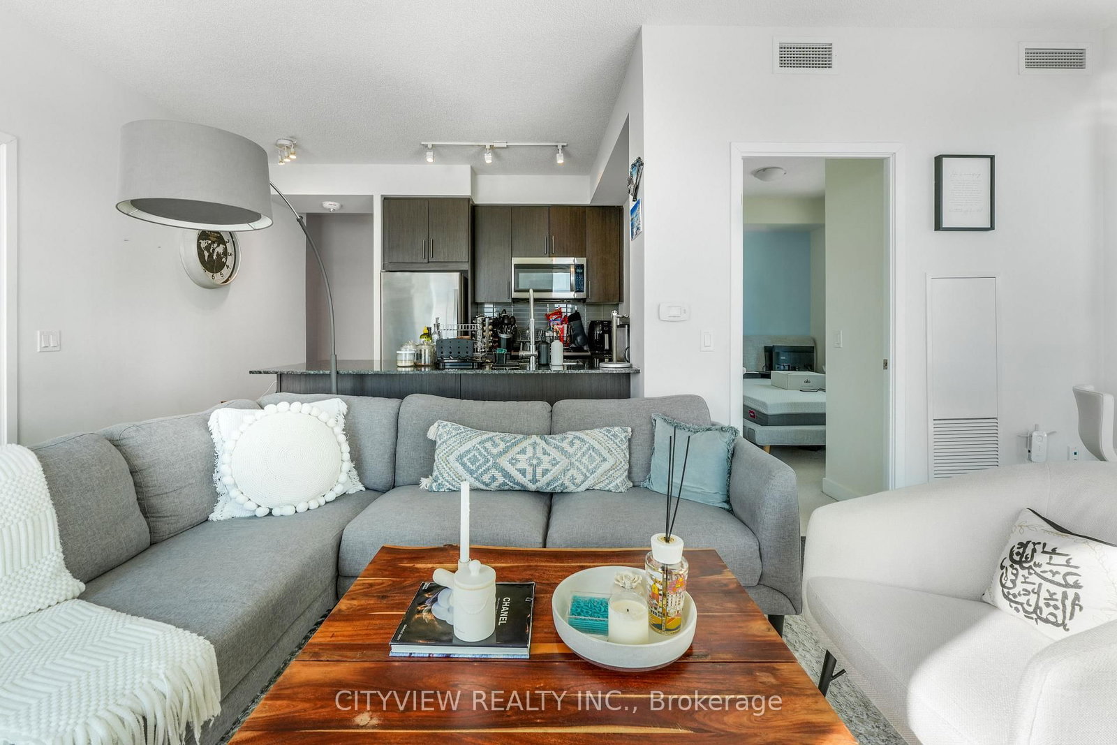 4055 Parkside Village Drive • #1818 • Mississauga, ON photo 8