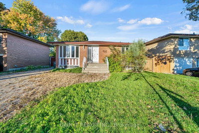 68 Campbell Brampton,ON L6X 2H7 — Photo 1