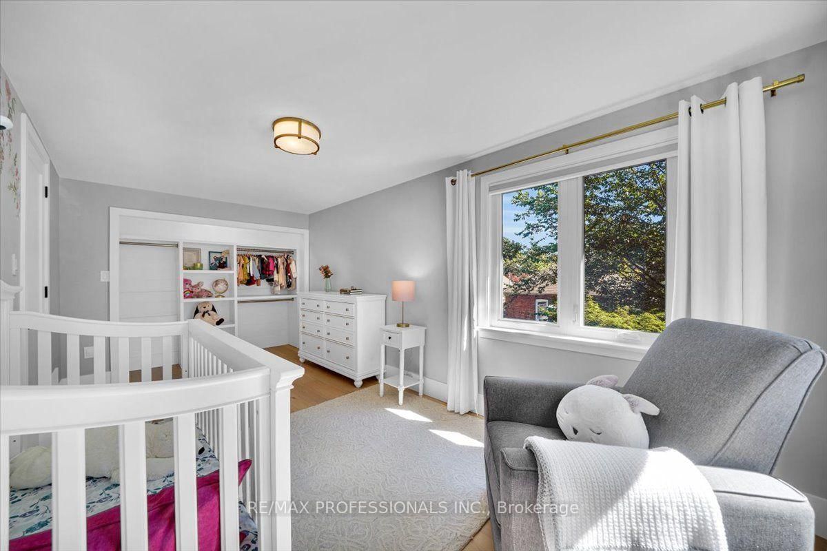 4 Winston Grove • Toronto, ON photo 20