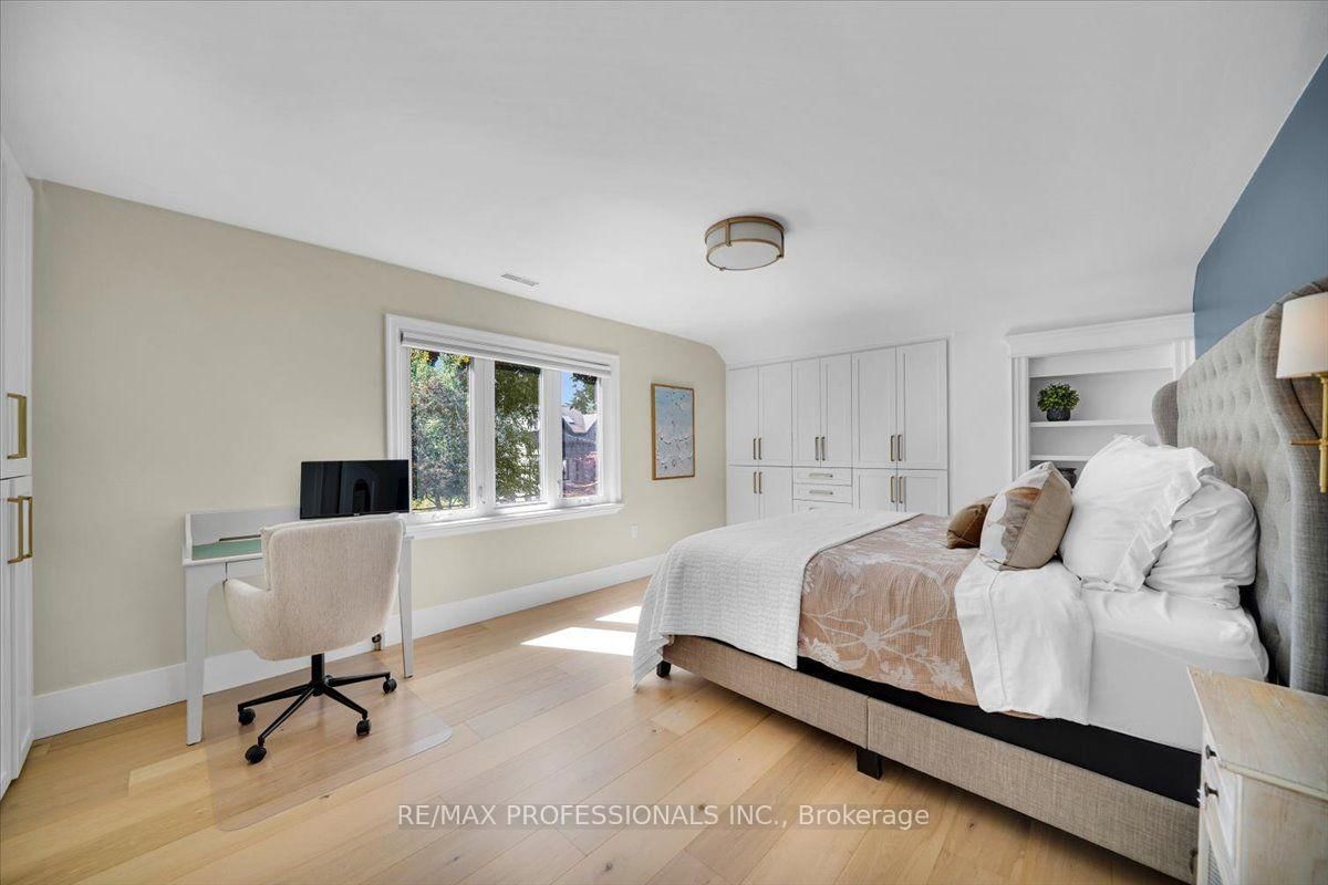 4 Winston Grove • Toronto, ON photo 21