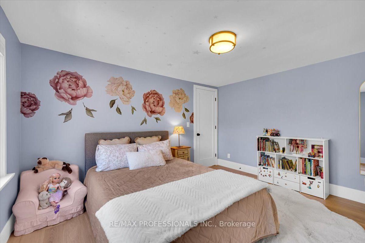 4 Winston Grove • Toronto, ON photo 27