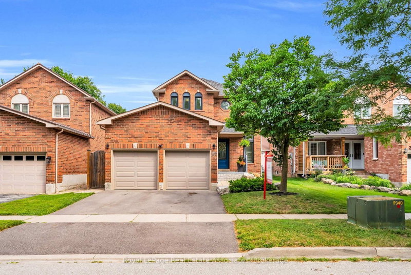22 Mccullough Crescent