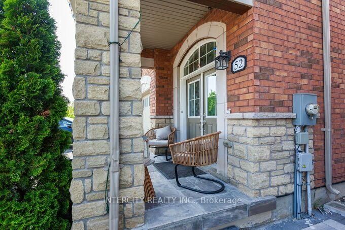 52 Mcpherson Road