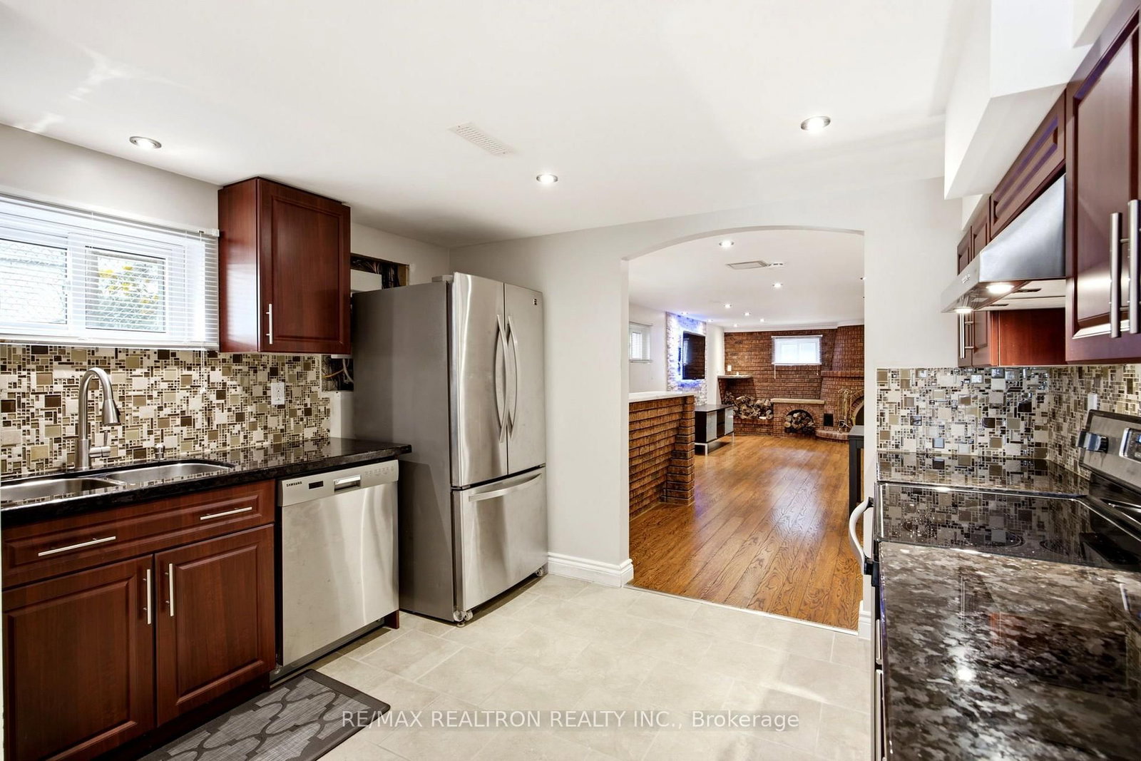 118 Surbray Grove • Mississauga, ON photo 21