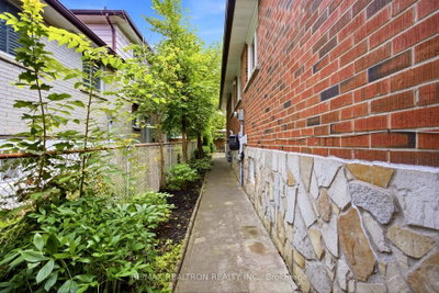 118 Surbray Mississauga,ON L5B 2E1 — Photo 34