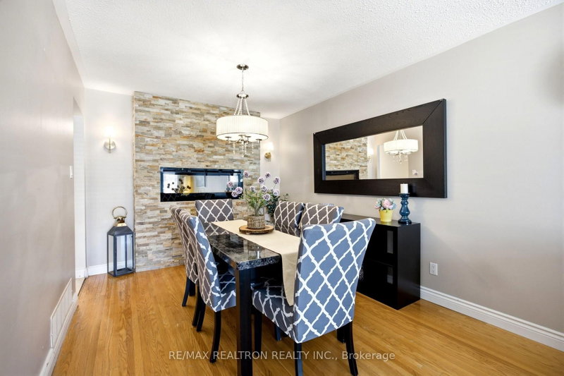 118 Surbray Mississauga,ON L5B 2E1 — Photo 8