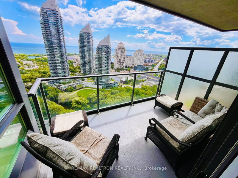 2501 - 36 Park Lawn Road