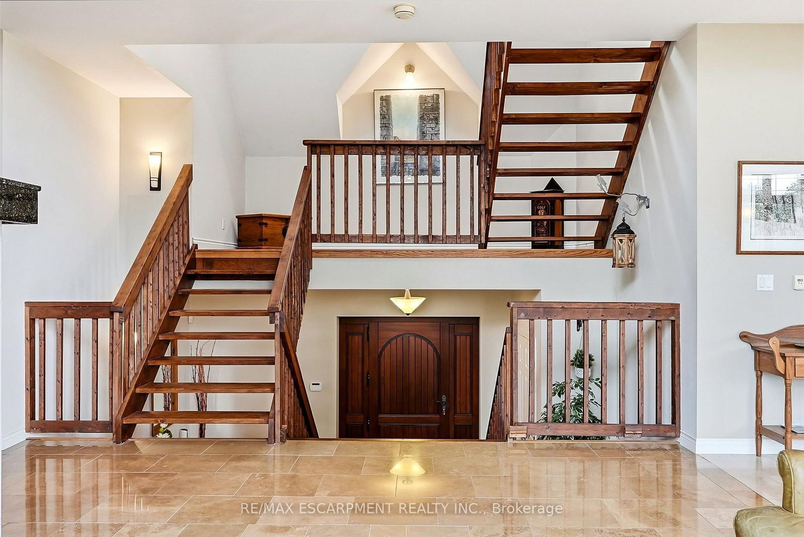 1296 Dundas St, Burlington, view 6