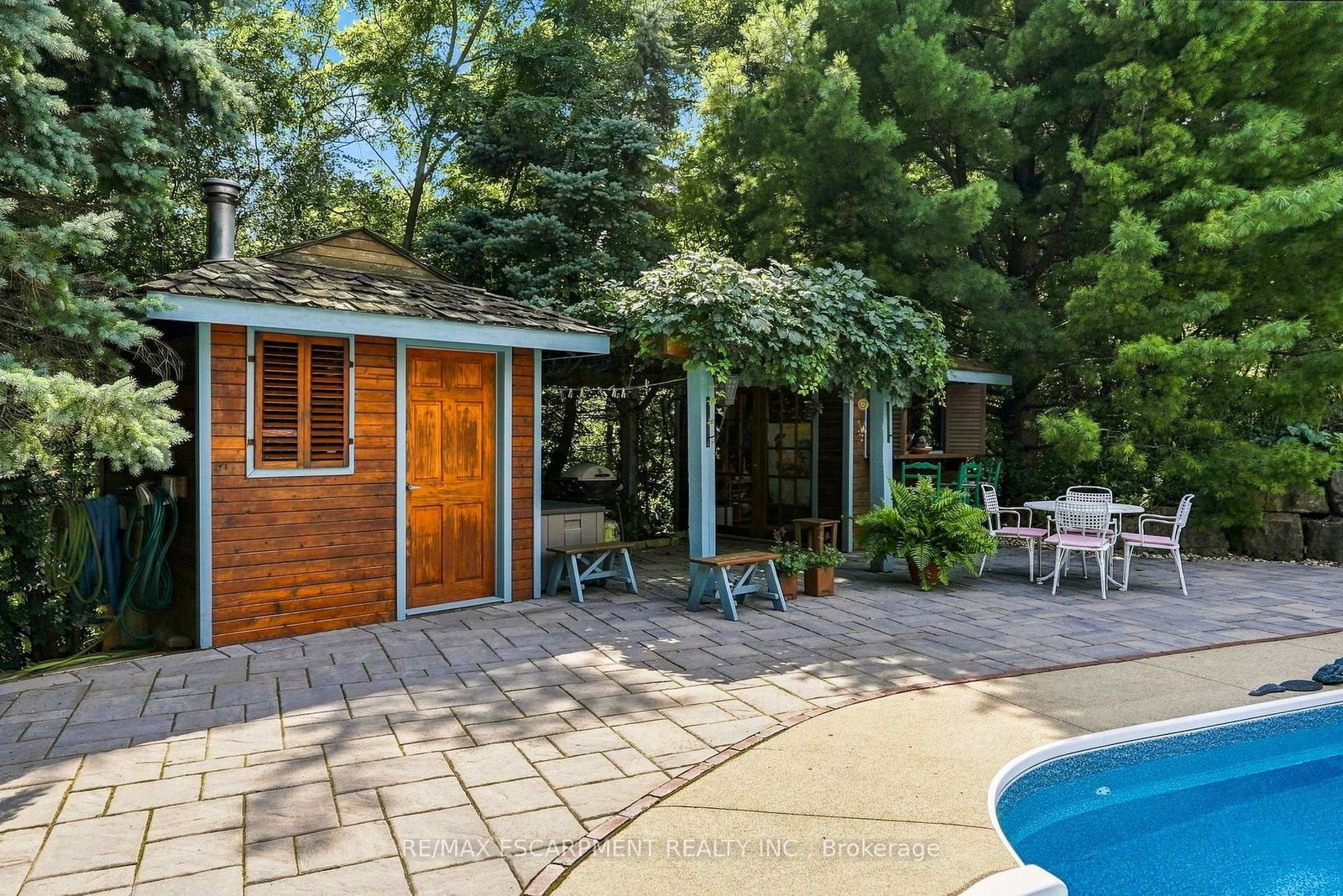 1296 Dundas Street • Burlington, ON photo 40