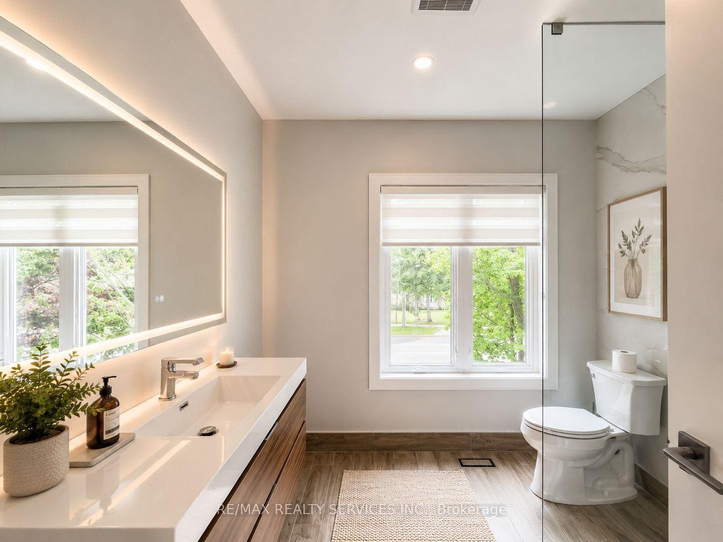 519 Third Line • Oakville, ON photo 17
