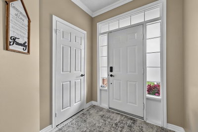 46 Cross Country Boulevard • Caledon, ON photo 4