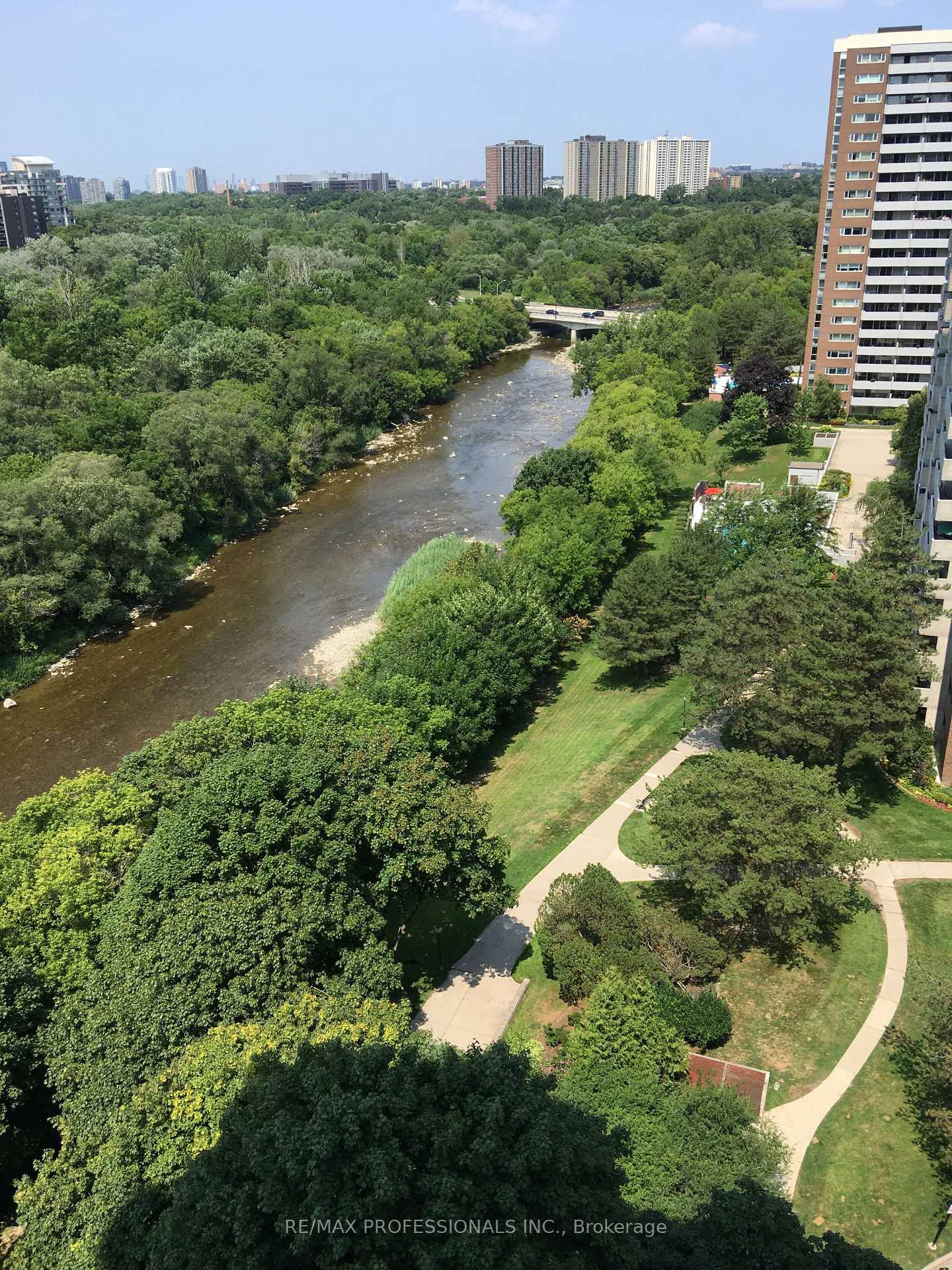 240 Scarlett Road • #1405 • Toronto, ON photo 20