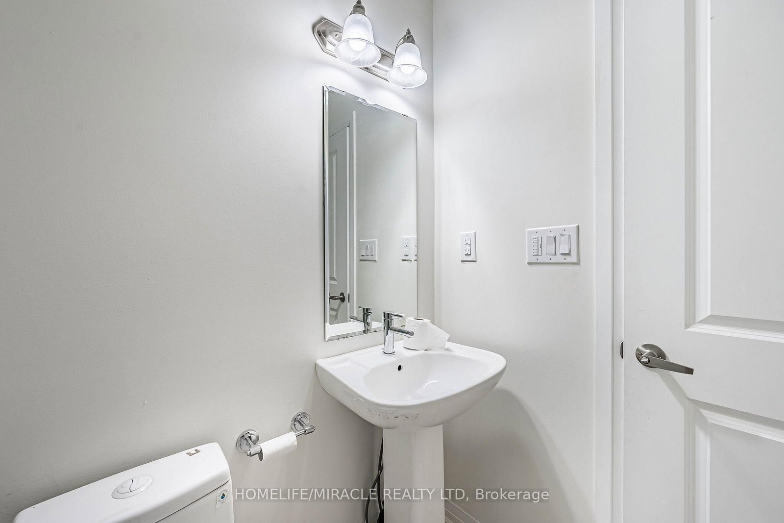 161 William Duncan Road • #8 • Toronto, ON photo 20