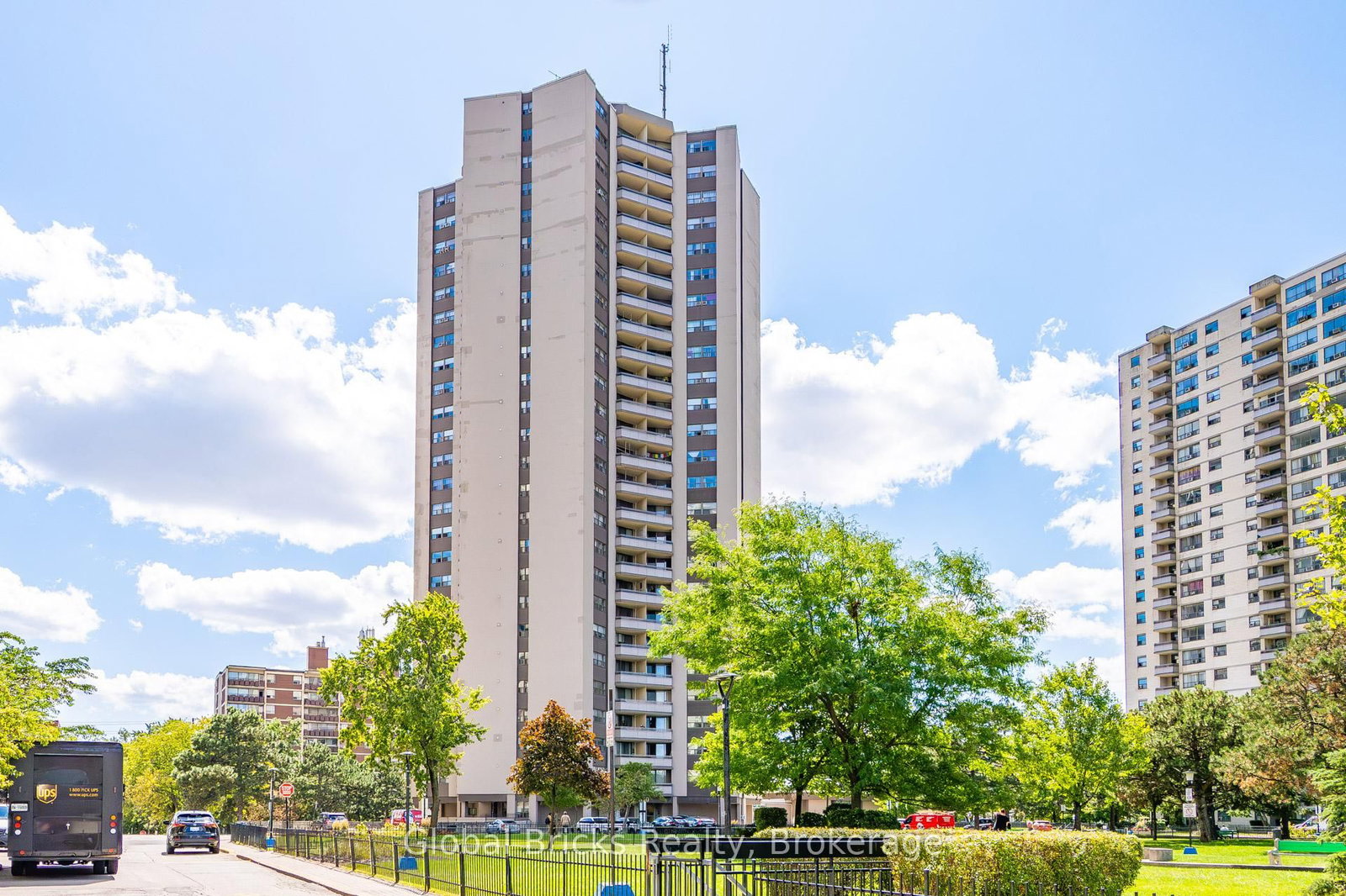 380 Dixon Road • #1904 • Toronto, ON photo 3