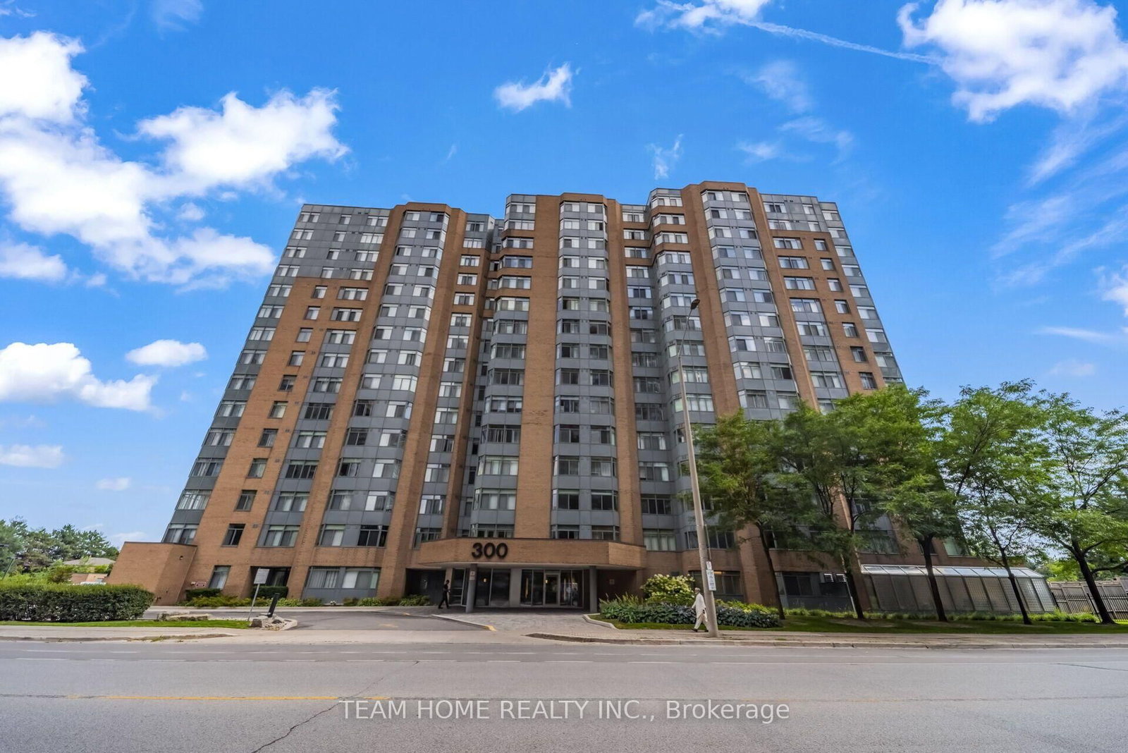300 Webb Drive • #604 • Mississauga, ON photo 2