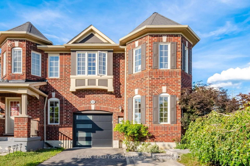 308 Mortimer Crescent
