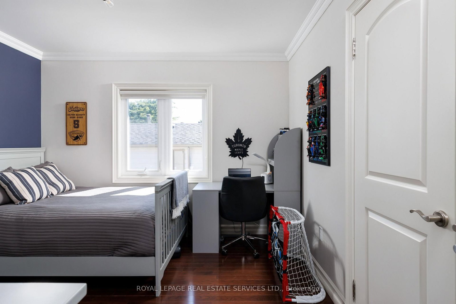 4 Springbrook Gardens • Toronto, ON photo 30