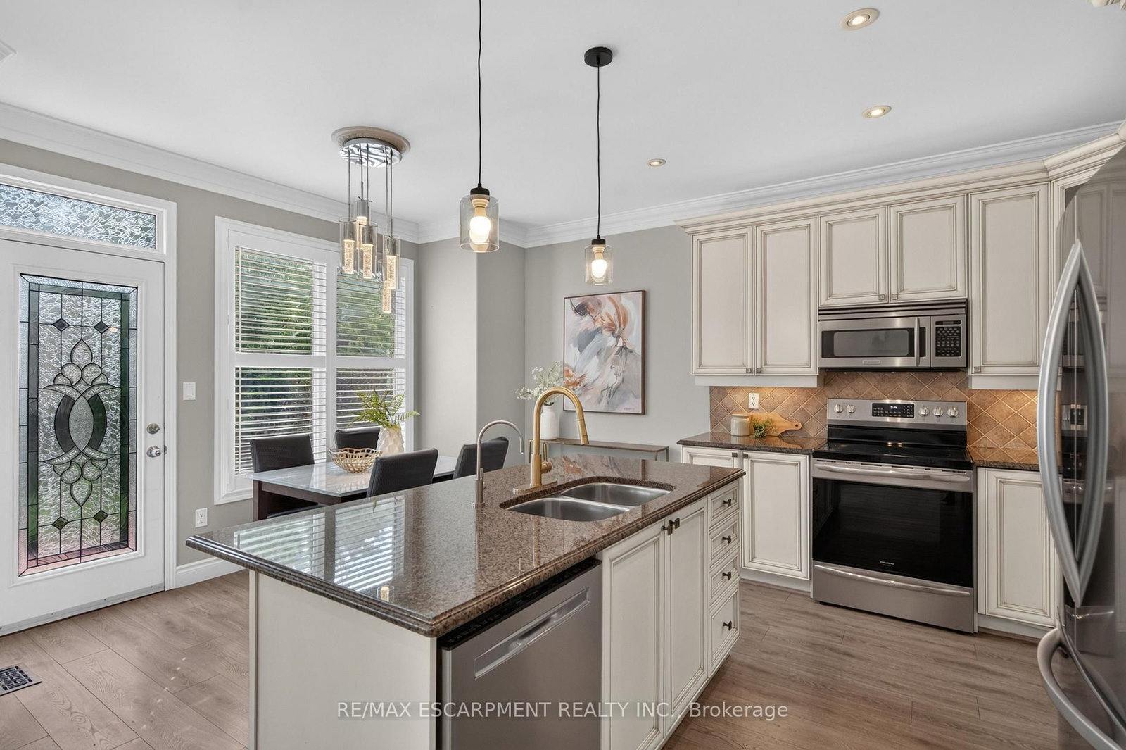 755 Rayner Court • Milton, ON photo 9