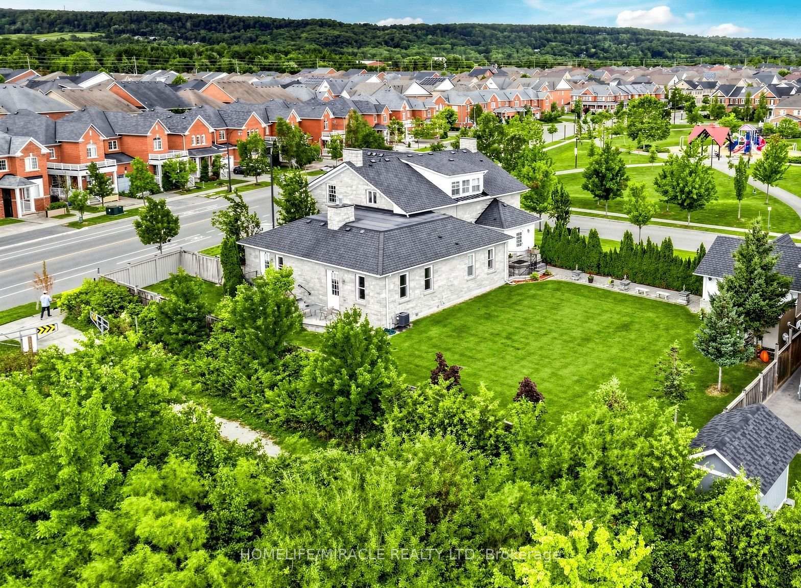 477 Savoline Boulevard • Milton, ON photo 48