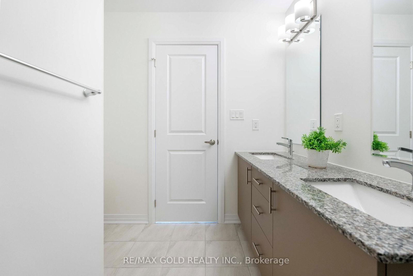 39 Timber Falls Drive • Brampton, ON photo 26
