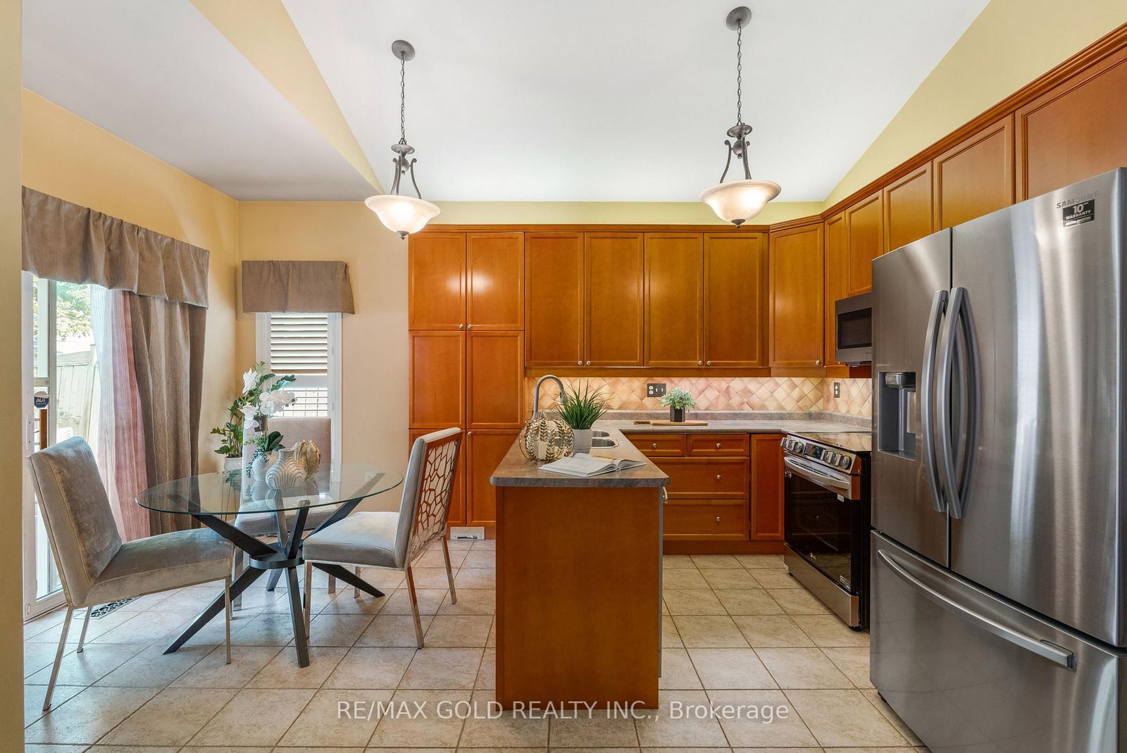 18 Sundridge Street • Brampton, ON photo 13