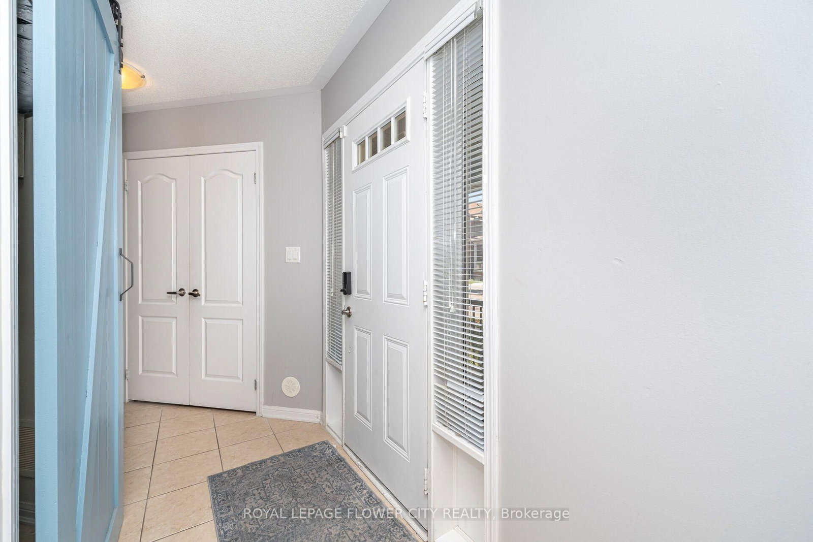 6 Baby Pointe Trail • Brampton, ON photo 10