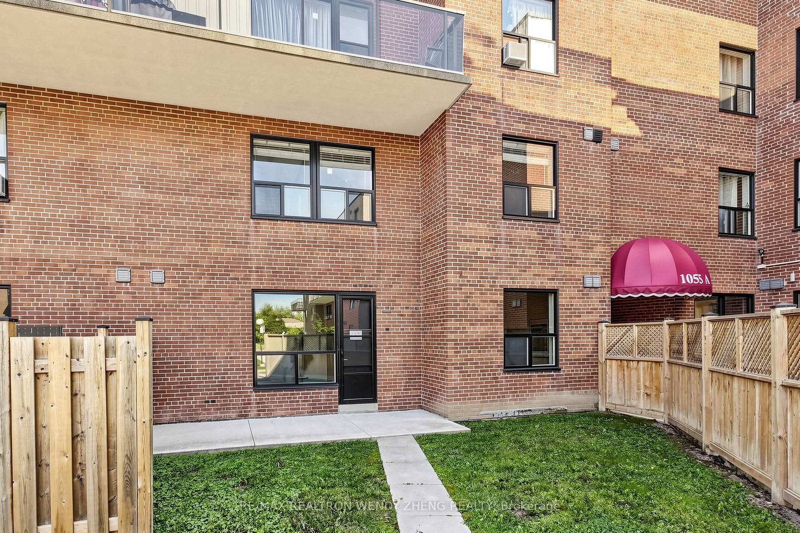 1055A Forestwood Drive • #111 • Mississauga, ON photo 37