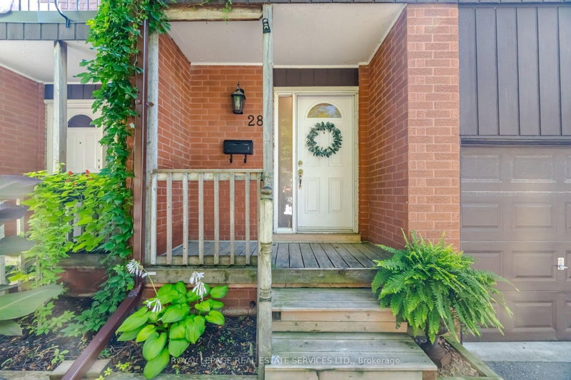 28 - 750 Burnhamthorpe Road E