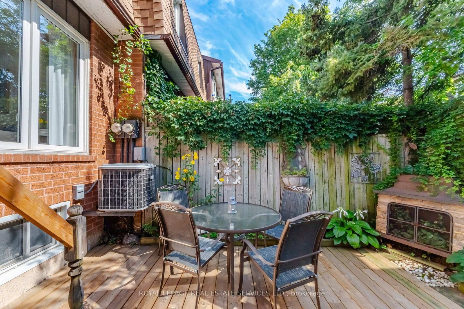 750 Burnhamthorpe Road E • #28 • Mississauga, ON photo 38