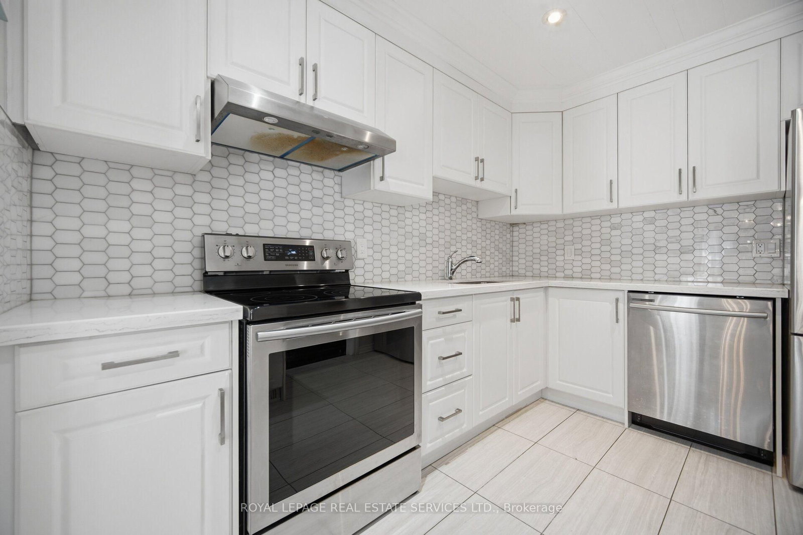 750 Burnhamthorpe Road E • #28 • Mississauga, ON photo 9