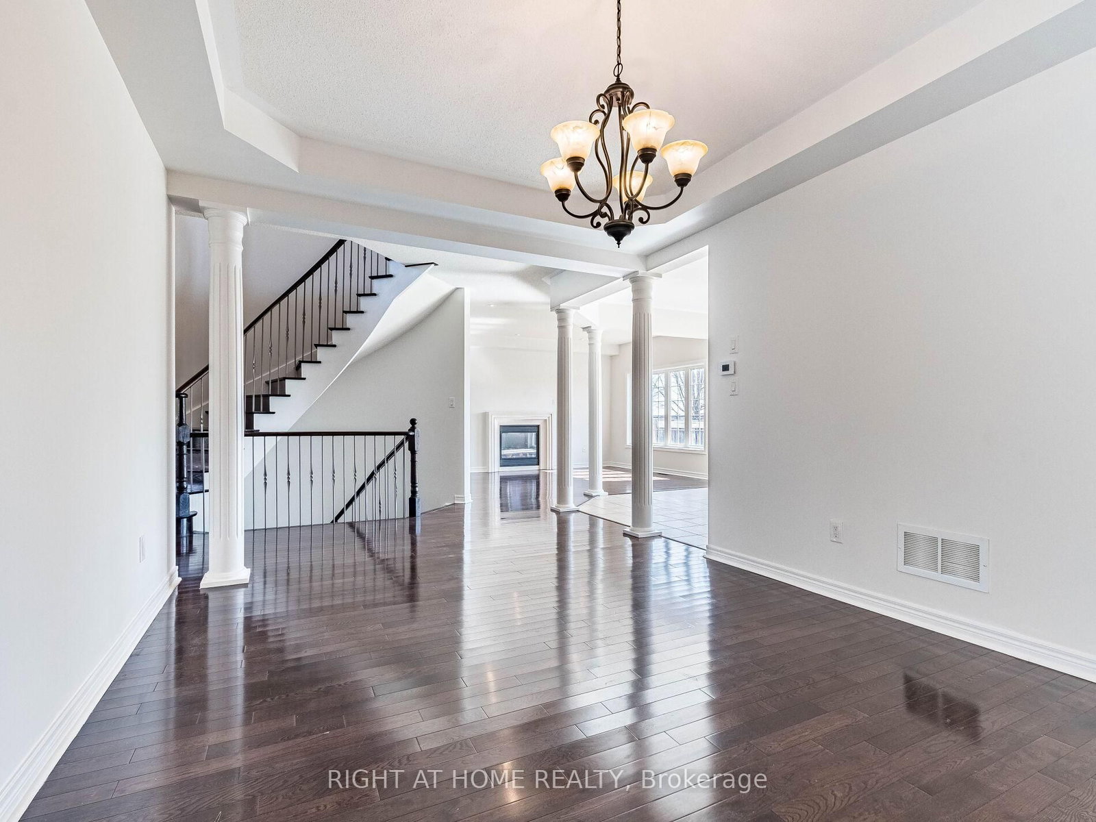 5441 Valhalla Cres, Mississauga, view 10