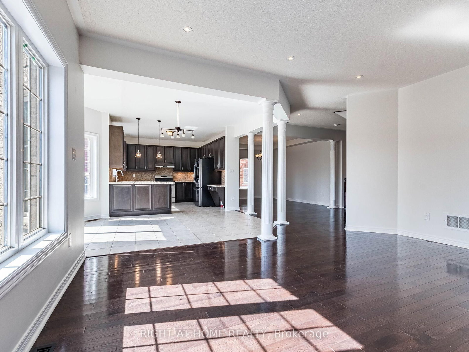 5441 Valhalla Cres, Mississauga, view 13