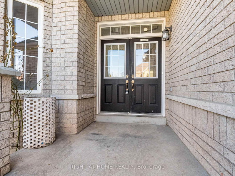 5441 Valhalla Crescent